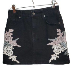 Topshop Moto Denim Floral Embroidered Lace Black Denim Skirt SZ 4